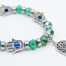 Boheemlaslik kristallhelmestest käevõru, roheline